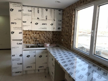 رهن و اجاره آپارتمان 100 متری نوساز در شهرک چیتگر