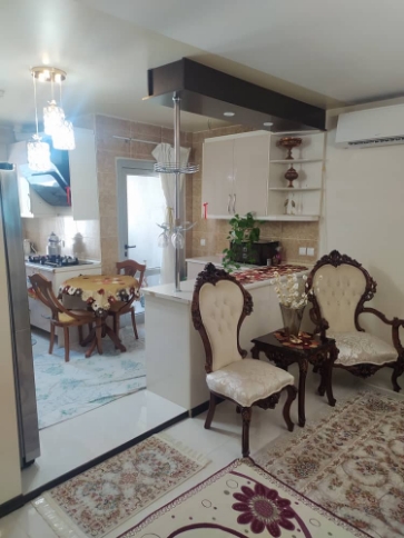 فروش آپارتمان ۸۷ متری دیزاین شده طبقات میانی پامچال چیتگر