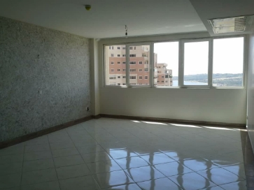 فروش آپارتمان لوکس 114 متری در منطقه 22 با دید دریاچه چیتگر 