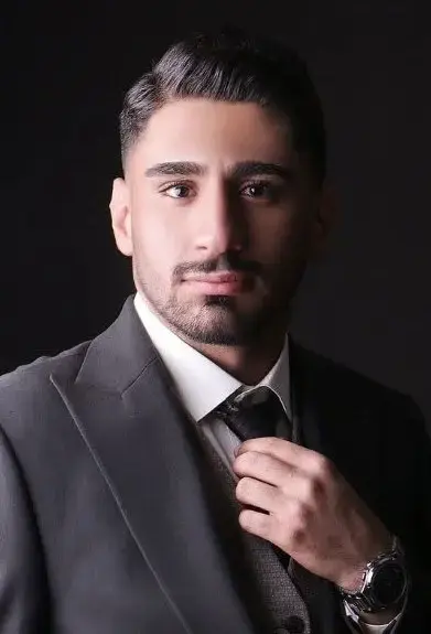علی پارسا
